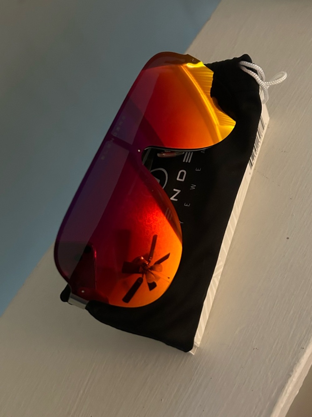 Blenders Eyewear Falcon, Supreme Irene